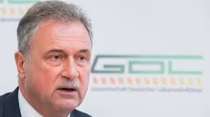 Der chef der lokführergewerkschaft gdl, claus weselsky, wies das neue tarifangebot der bahn als inakzeptabel zurück. Claus Weselsky Der Spiegel