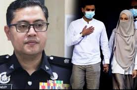 Pejabat komandan sukarelawan polis kontinjen negeri sembilan. Neelofa Punya Fasal Menteri Besar Dua Negeri Tawar Menawar Jual Beli Nilai 3 Sensasi Mstar