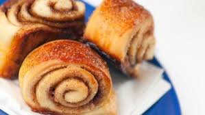طريقة عمل السينابون سهلة بالصور Recipe Food Desserts Cooking