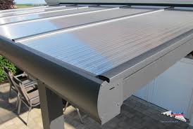 Ein Alu Terrassendach Der Marke Rexopremium 5m X 3m In Anthrazit Mit 16mm Plexiglas Resist Stegplatten Bei Diesem Terrassendach Wurde Bei Beiden Pfosten Eine