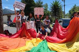 Aplazan discusión sobre matrimonio igualitario en congreso de sinaloa. La Comunidad Lgtbi De Ecuador Celebra El Matrimonio Igualitario Y Busca La Adopcion Homoparental Sociedad Edicion America Agencia Efe