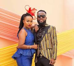 Video Emelia Brobbey Teases Nana Ama Mcbrown For Loving Maxwell Too Much And It S Hilarious Ghpage Ghanaian🇬🇭actress,a wife,a mother and an entrepreneur. emelia brobbey teases nana ama mcbrown