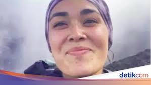 Wanita Ini Hilang Saat Penerbangan Transit, Ia Kirim Pesan Mencurigakan