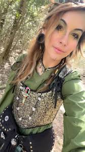 ✨Please delete if not allowed✨, TRF TRINKET TRADERS:, With season about to  start, can we please do a garb thread? That way we can keep an eye out for  each other, and know who to look for. Just an idea ...