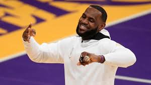 The los angeles lakers won their 17th nba championship in october without the help of former great and team executive magic johnson. Lakers Receive Championship Rings That Include Tribute To Kobe Bryant During Opening Night Ceremony Cbssports Com