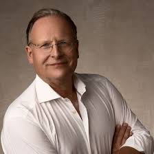 After studying sinology and romance languages in bochum and medicine in kiel grönemeyer graduated in 1978. Team Gronemeyer Institut Bochum