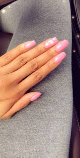 Learn more about how to apply dip powder at home by visiting. Dip Powder Nail Design Flower Nail Design Pink Nails Spring Nails Square Nails Nails Beauty Makeup