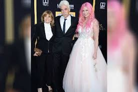 Unfortunately sam was unable to prove himself to his father, who died of a heart attack when sam was only 18 years old. Cleo Rose Elliott Biography Net Worth Career Adopted Parents Husband Wiki Ebiographypost