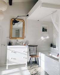 Get the warmth and charm of france with this paris ceramic bowl brush. 10 Must See Parisian Bathroom Decor Ideas