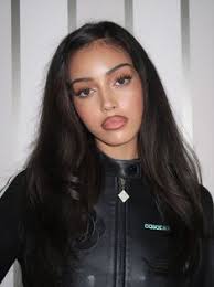 Tracy Valle Cortez (tracyvallecortez)