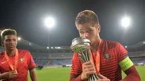 There are plenty of examples of players who have worked within fifa's rules in. Diogo Queiros Introduces His Portugal Team Mates Under 17 Uefa Com