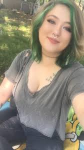 Im going to watch a movie and dye my hair finally ive been so busy lately.  Thanks to everyone who supports us we genuinely love you guys ❤️