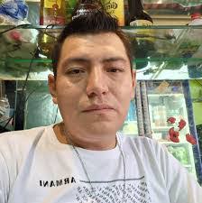 Javier Calzada's Instagram, Twitter & Facebook