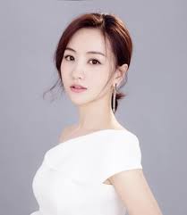 3 mỹ nhân Cbiz chỉ nên yên phận đóng vai phụ: Người đẹp lấn át Lưu Diệc Phi  từng gây sốt vì giống Lâm Y Thần