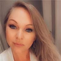 Krystal Wall's Instagram, Twitter & Facebook