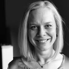 Mag. Julia HolzerPistoja