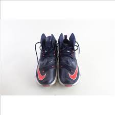 Although it's not an official endorsement, the nike lebron line has had a fair share of entourage inspired colorways. Lebron James Red And White Shoes Shop Clothing Shoes Online