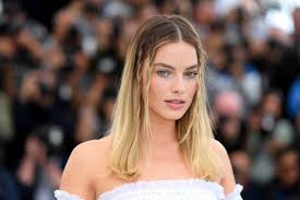'suicide squad,' 'birds of prey' salaries. Margot Robbie Reveals The Secrets To Her Slender Figure Eat This Not That
