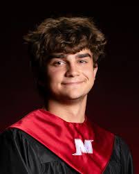 ✏️Happy 1st day of school to this Junior & 7th grader! Also wishing my  former firsties a great first day of their senior year! Make it great!🖤