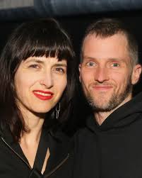 C2 OST heißt der neue Electroclub in Karlsruhes Oststadt. ⚫️ Der Nachfolger  des CULTeum liegt in der Essenweinstraße 9. Unser Fotograf 📸 Marcello hat  sich die Party-Lage dort angeschaut