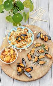 Les Moules De Bouchot Tourisme Bretagne
