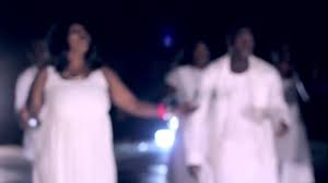 She is behind powerful worship tabala lesa ft reuben,she is behind a powerful song umulopa waba yesu uland ifisuma. Umulopa By Peace Preacherz Youtube