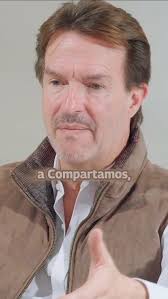 Un capítulo que no te puedes perder. 🎥 Comenta “luces” o “sombras” y te  mandamos el capítulo completo por DM. 👇🏼❤️, #entrelucesysombras  #problemasreales #ceciytere