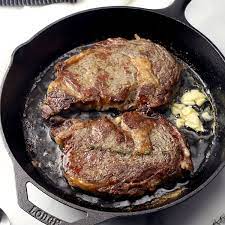 Love rib eye steak iron skillet top of stove. Pan Seared Ribeye With Garlic Butter The Toasty Kitchen