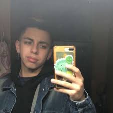 Mason Castillo (@sparklycholo10)