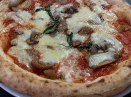 Maybe you would like to learn more about one of these? Ricetta Pizza Funghi E Salsiccia Boscaiola Dolcidee