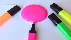 Diy Tuto Comment Faire Du Slime Fluo Facile Avec Un Surligneur Comment Faire Du Slime Slime Comment Faire Du Slime Sans Colle