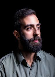 A list of who Xavier Reyes is following