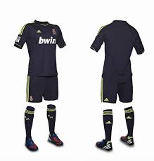 Jersey real madrid formotion 2014 decima. Football A Visual History Of Real Madrid S Kits Through The Years As Com