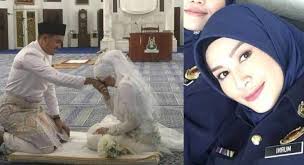 Niena berkahwin dengan datuk aliff firdaus abdul hadi pada 1 februari 2018 di masjid al sultan ismail petra kota bahru, kelantan. Tahniah Pelakon Sayangku Kapten Mukhriz Niena Baharun Sah Menjadi Isteri Aliff Firdaus Berita Steady