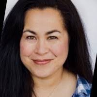 Jennifer Elms's Instagram, Twitter & Facebook