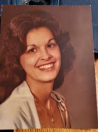 WomanCrushWednesday Rosalinda “Linda” and her twin sister Clotilde were  born