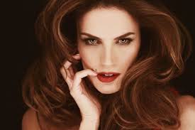 Tulin Sahin Turkish Top Model Photo By Mehmet Turgut Mehmetturgut Saglikli Cilt Bakimi Cilt Bakimi Guzellik