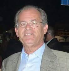 Julia Aparicio ha sido para mi la mejor jugadora de balonmano en Lanzarote.  Tiene muchos partidos a su espalda pero, como ya dije, ahora le toca jugar  y ganar el más importante