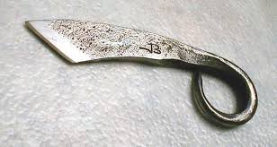 Les Couteaux Brut De Forge De Joel Becker Couteau Forge Couteau Coutellerie