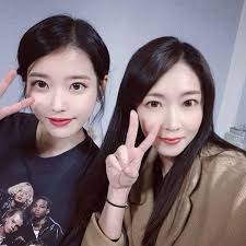 FANGIRLS & FANBOYS] Los conciertos de Seul estuvieron llenos de amor y  apoyo, no solos sus amigos y celebridades como Eunji, Jiyeon, Sulli,  Thunder, Kang Hanna , Lee Junki ,ZICO, TWICE, GOD ...