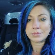 Where to find a garage space for rent north of Humboldt Park?