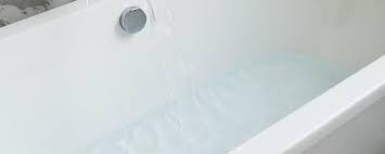 how to clean your bathtub with bleach