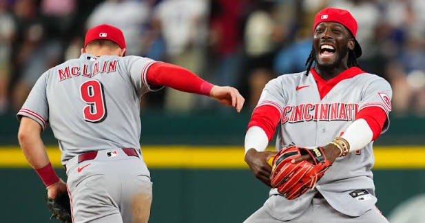 Stephenson's late homer lifts Reds past Rangers in Texas home opener - CBS  Texas
