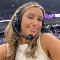 Hailey Eichner's Instagram, Twitter & Facebook