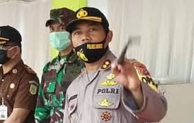 Norman sitindaon, dengan caption 'gak ada yang takut sama tuhan. Ketambahan 7 Tujuh Pasien Positif Covid 19 Kapolres Minahasa Selatan Minta Semua Pihak Miliki Rasa Tanggungjawab Harian Siber