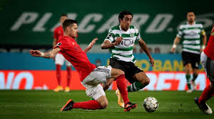 O sport lisboa e benfica comc • mhih • ob é um clube multidesportivo português, fundado em 1904 e sediado na freguesia de são domingos de benfica, em lisboa. Sporting Vence Derbi Frente Ao Benfica Nos Descontos E Deixa Aguias A Nove Pontos Da Lideranca Observador