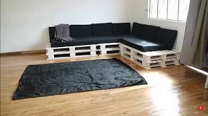 This could be indoor or outdoor diy pallet couches for your home. 7 Best And Beautiful Diy Wood Pallet Sofa Tutorial Video