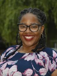 Vernita Edwards's Instagram, Twitter & Facebook