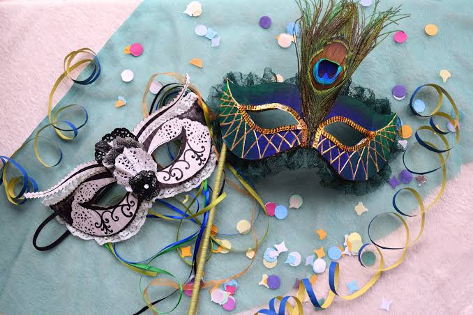 How to make carnival masks for the Casanova Grand Ball – Zest and Lavender