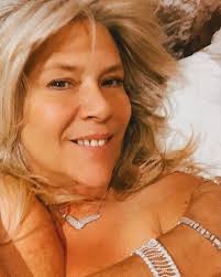 Morning , have a great Monday #samanthafox #samfox #foxymorning #monday